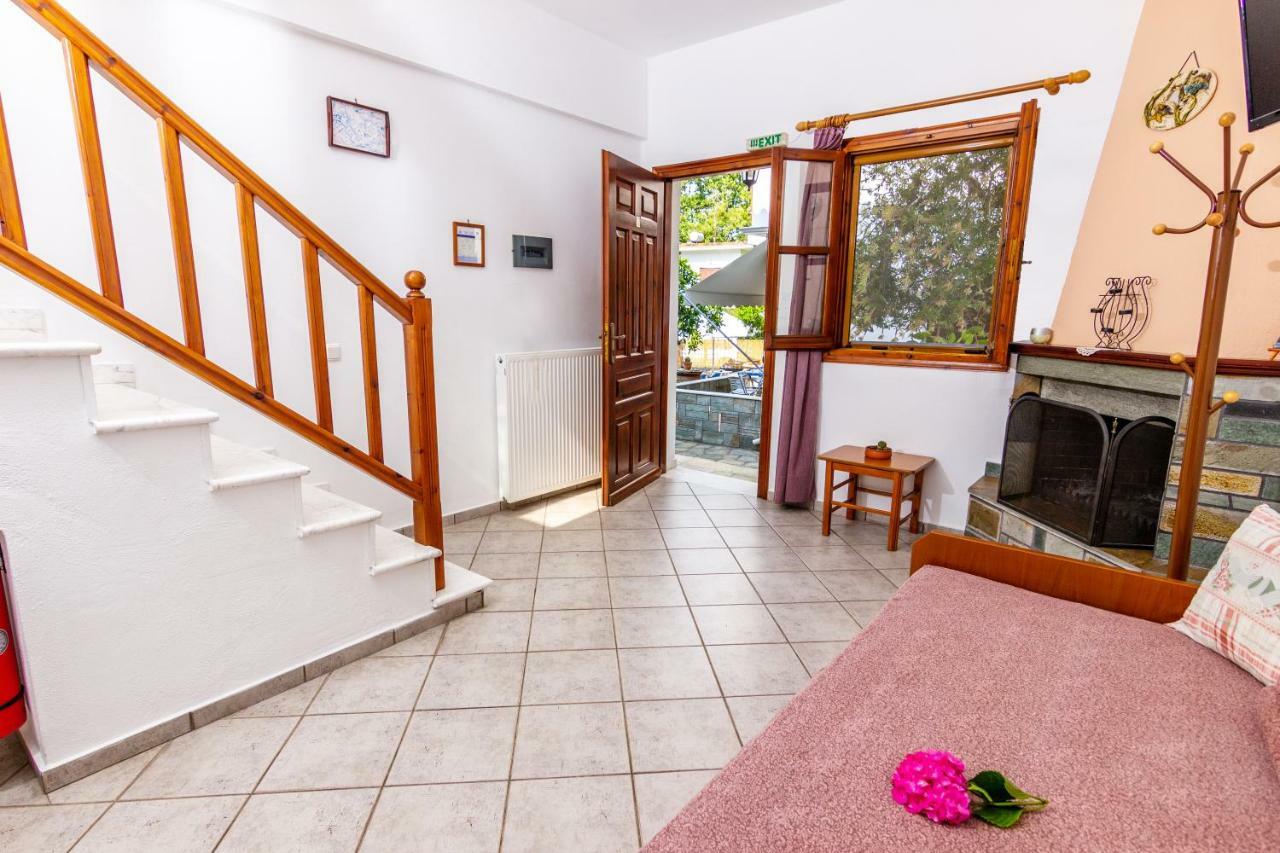 Charoula Apartment Platanias  Luaran gambar